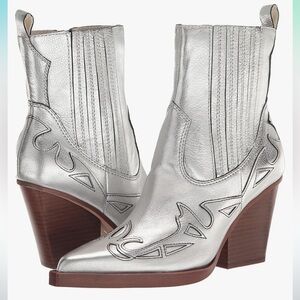 dolce vita beaux boots silver